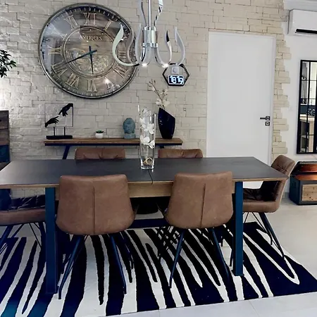 فيلة Lincontournable - Jaccuzi-piscine-sauna-hammam