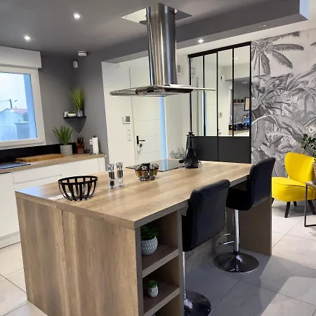 Lincontournable - Jaccuzi-piscine-sauna-hammam شلانس