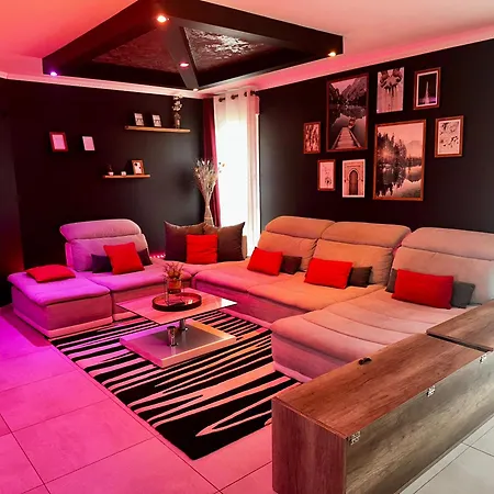 Lincontournable - Jaccuzi-piscine-sauna-hammam Challans