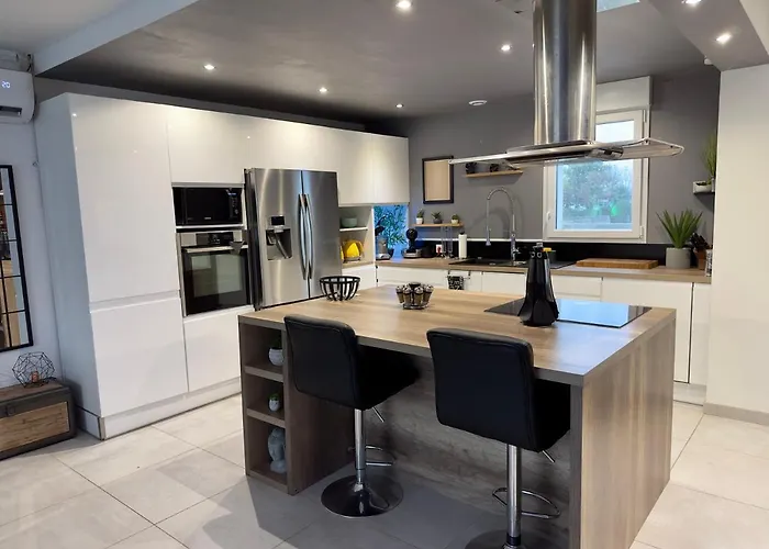 Lincontournable - Jaccuzi-piscine-sauna-hammam Villa