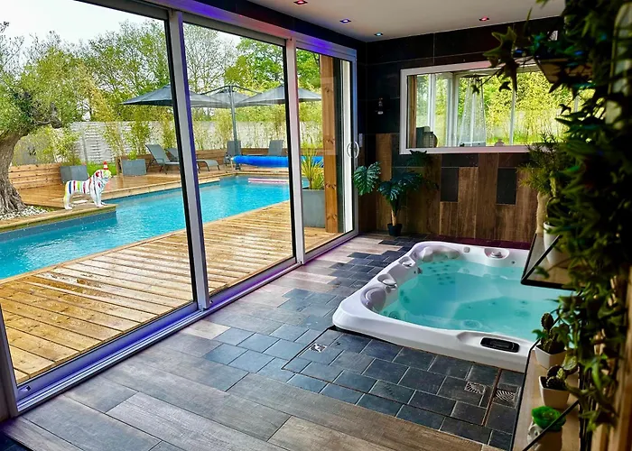 Villa Lincontournable - Jaccuzi-piscine-sauna-hammam Challans