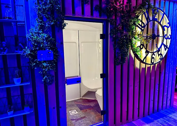 Lincontournable - Jaccuzi-piscine-sauna-hammam * Challans